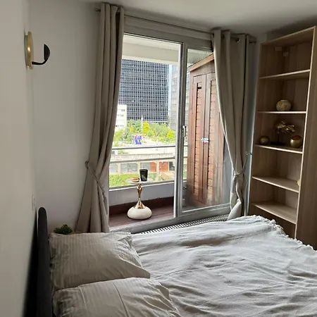 Cosy A Paris En Metro -balcon & Wifi